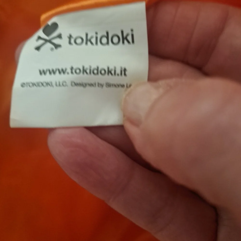 Tokidoki  Stay Groovy Carry All  Tote W Detachable  Strap Excellent - Picture 6 of 13